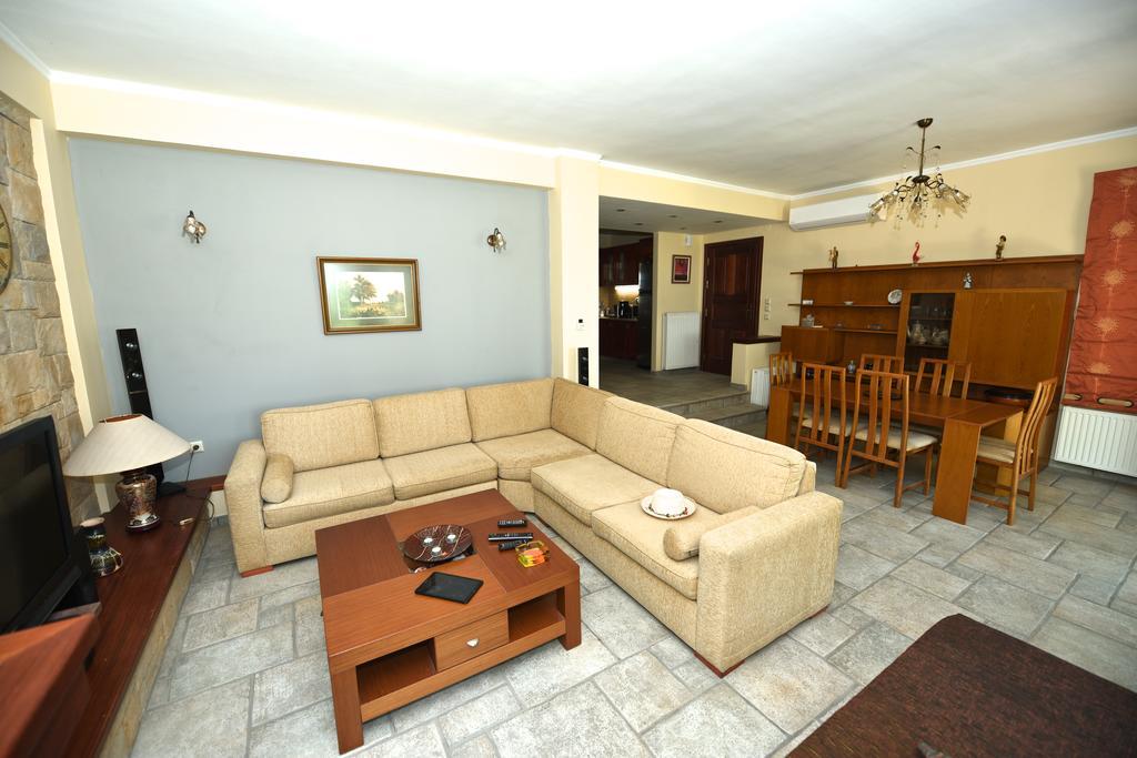 Antonia Beachfront Villa Lefkimmi  Bagian luar foto