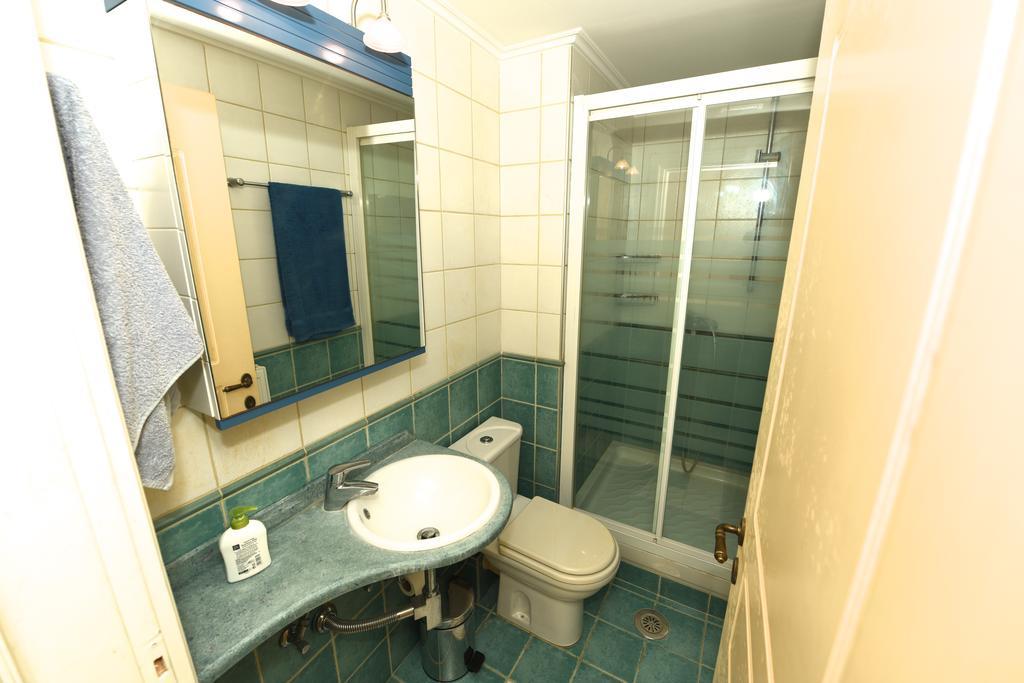 Antonia Beachfront Villa Lefkimmi  Bagian luar foto